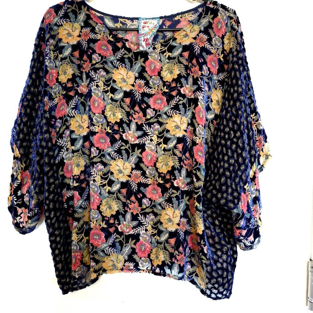 Johnny Was Velvet Floral Patterned Women's Blouse size L large